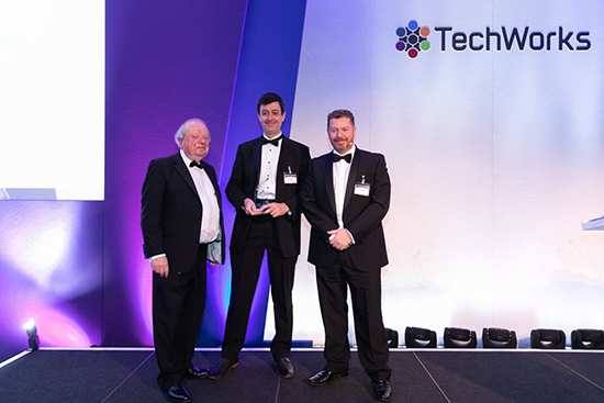 Paul Cain receives the 2018 TechWorks Innovation Award for FlexEnable